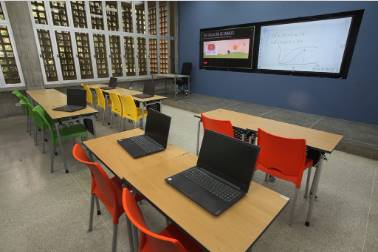 Aulas tecnológicas (EC-25 / P1-1 / A2-22)