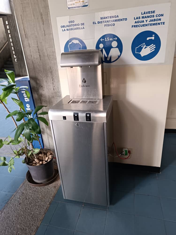 Instalación Bebederos de Agua Purificada en Campus - Etapa I